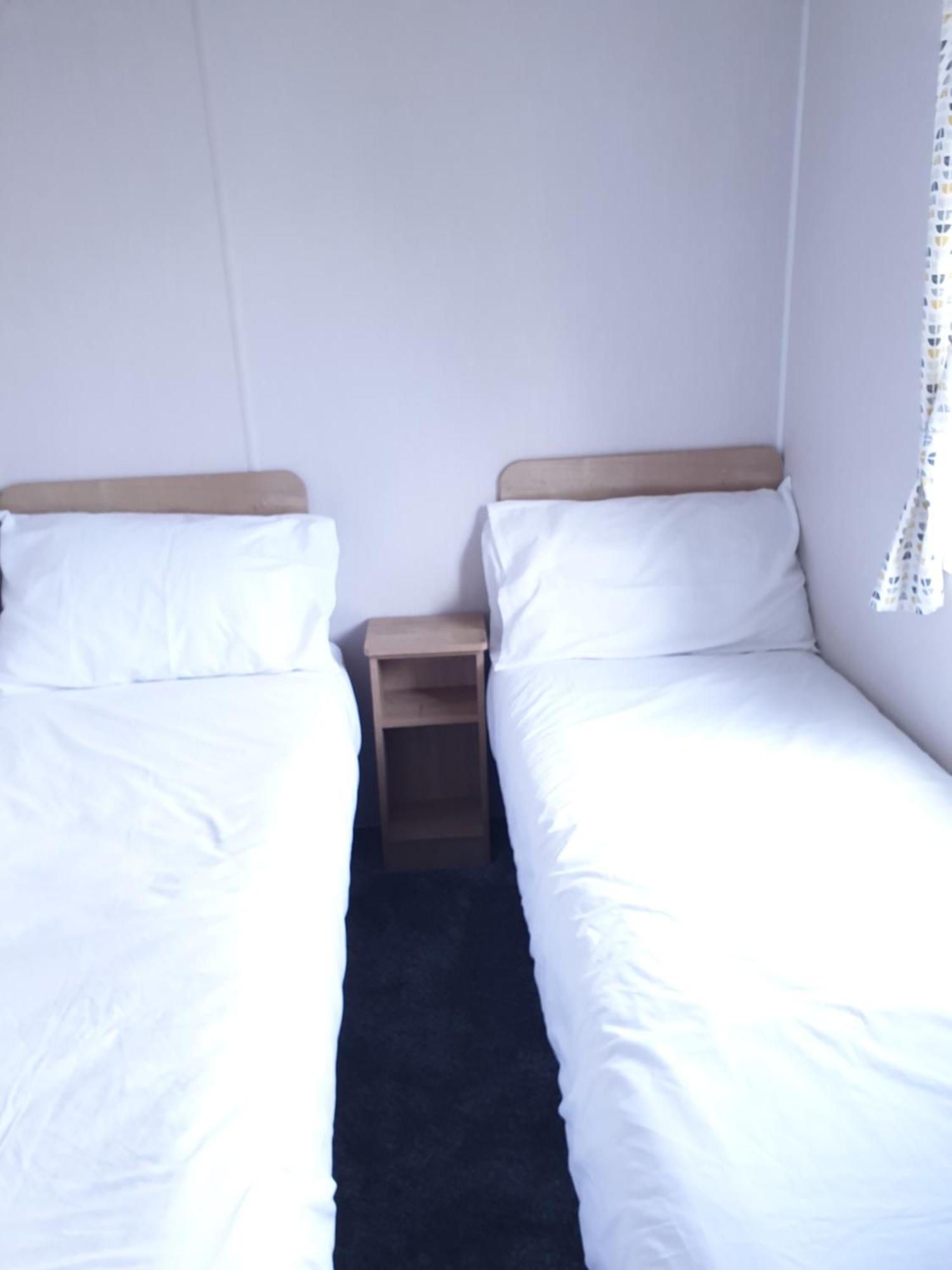 16 Anglers Acre Luxury Hot Tub Break Tattershall Lakes 外观 照片