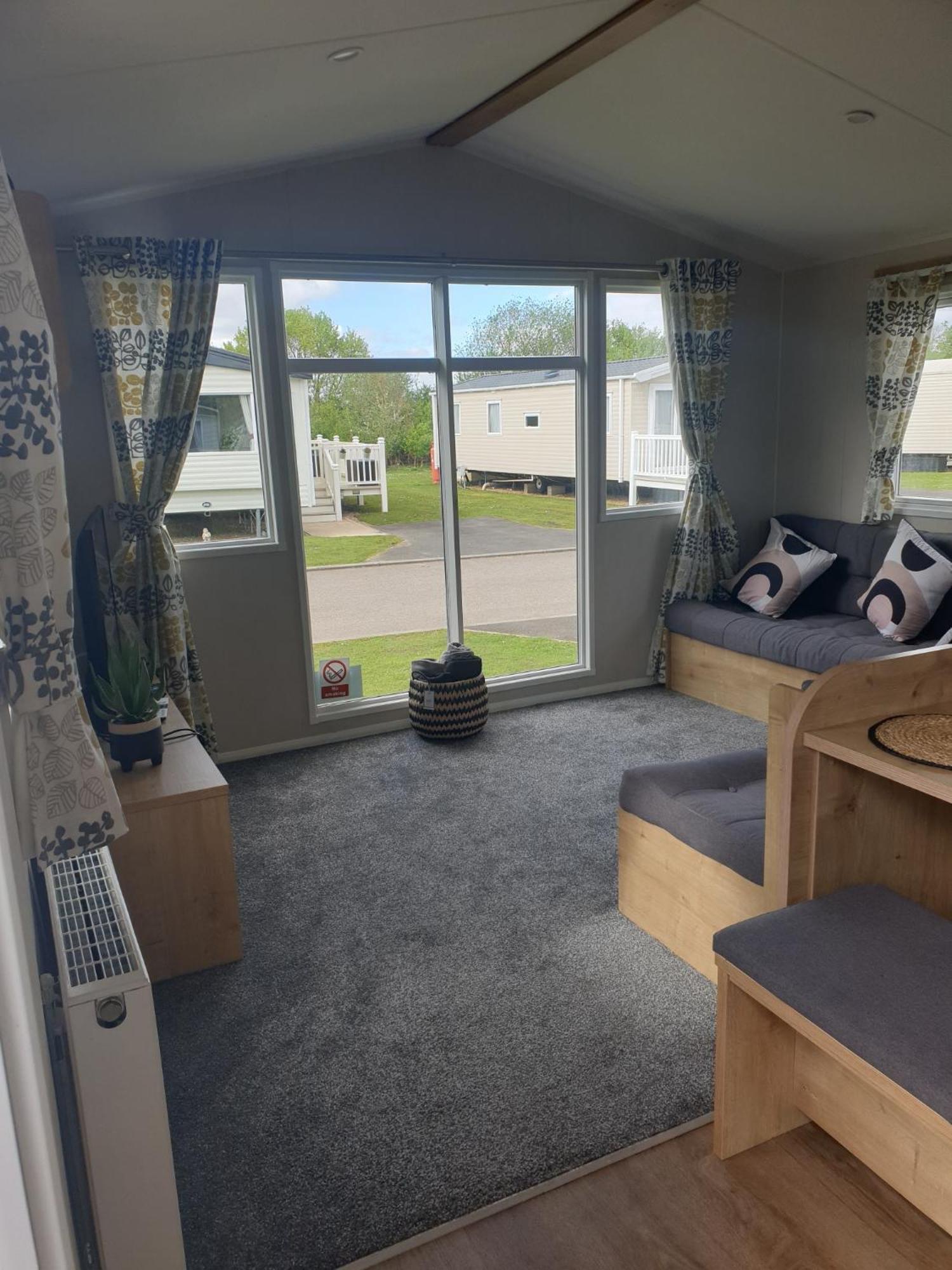 16 Anglers Acre Luxury Hot Tub Break Tattershall Lakes 外观 照片